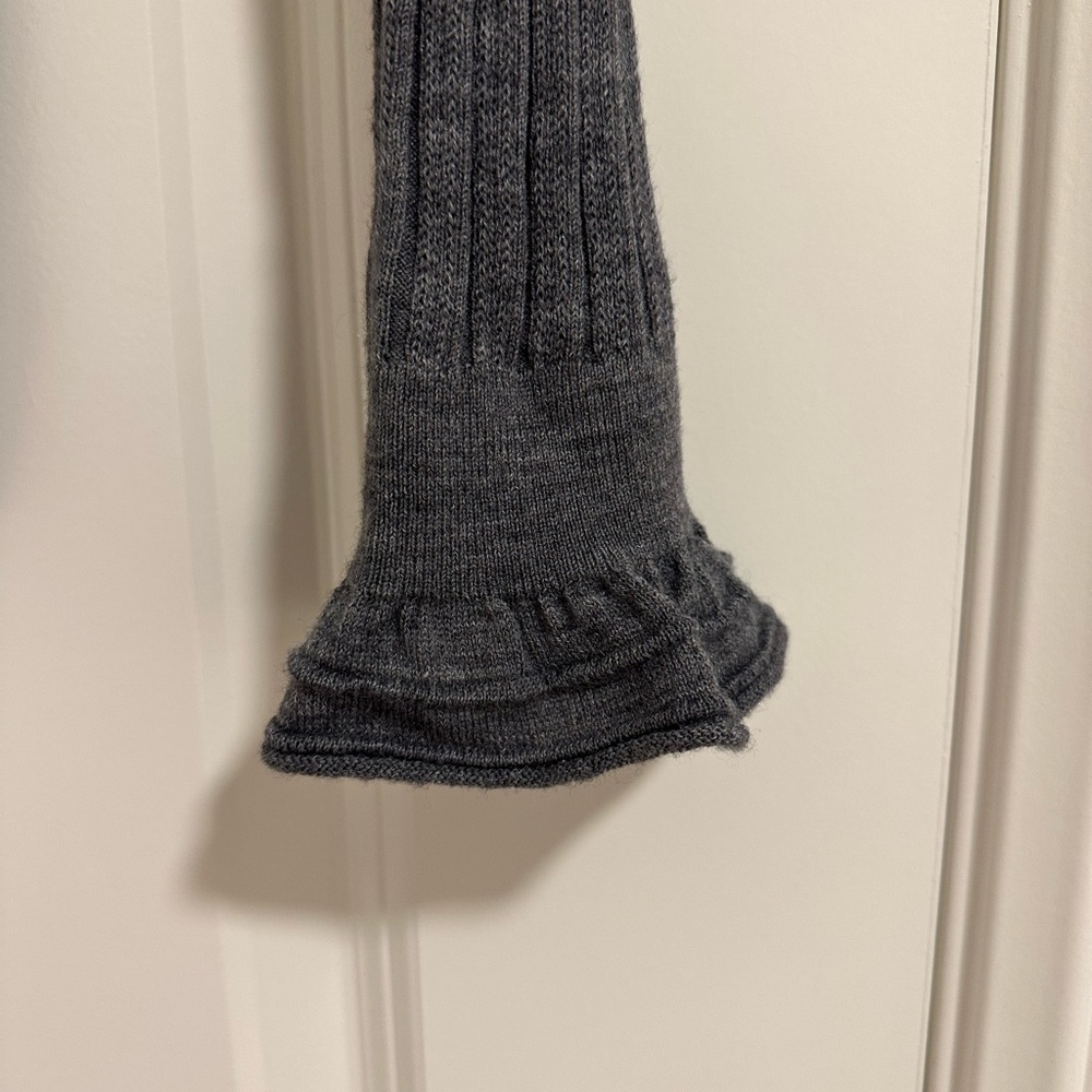 Top - Picture 3 of 4